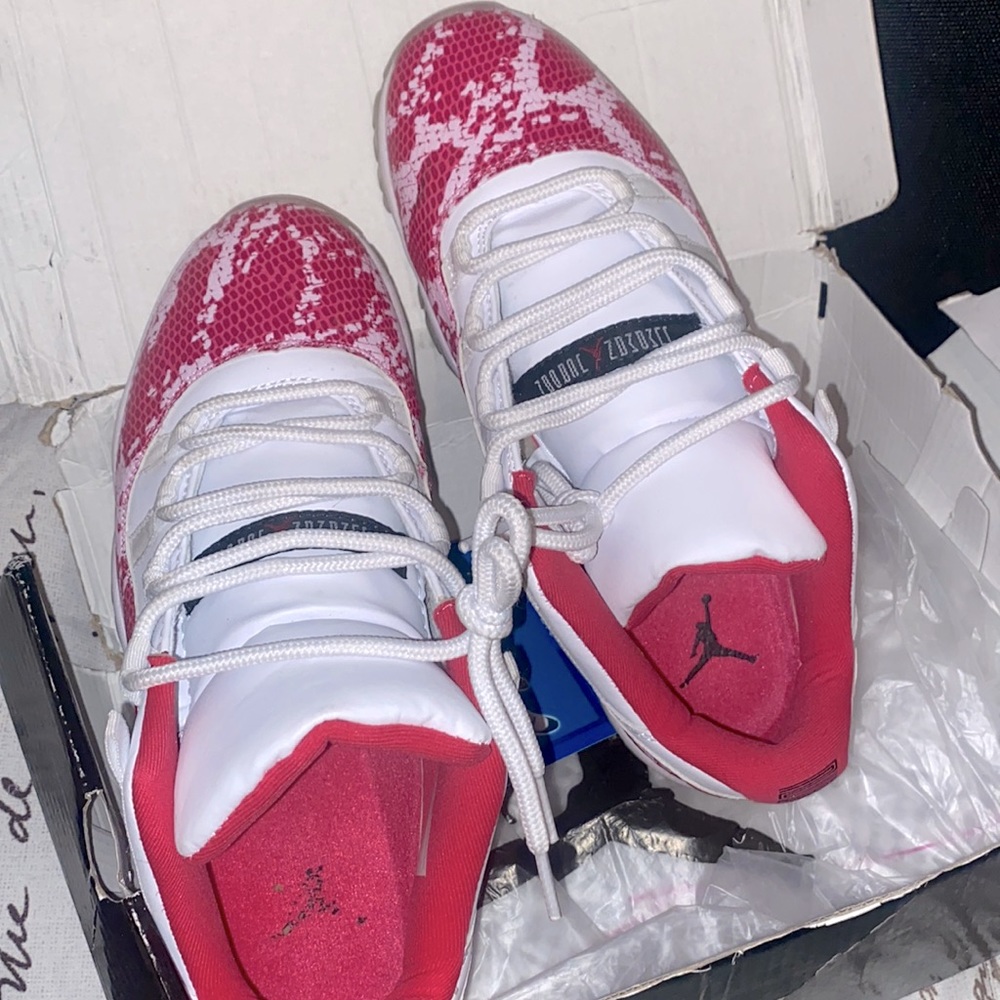 Pink Snakeskin 11 lows